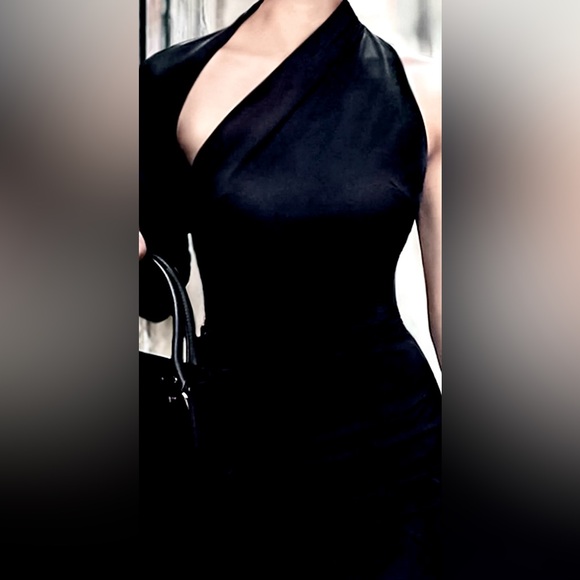 NWT Beautiful Super Sexy Little Midi Black Dress, by ALIEVA, w/stretchy material - Picture 10 of 16